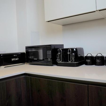 Manchester City Centre Apt With Balcony & Free Parking - Including Free 1-Hour Early Check-In For Bookings In June, Justeat Voucher For 2-Night Stays Minimum! Eksteriør billede